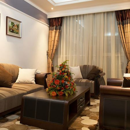 Cyan Hotel Addis-Abeba Extérieur photo
