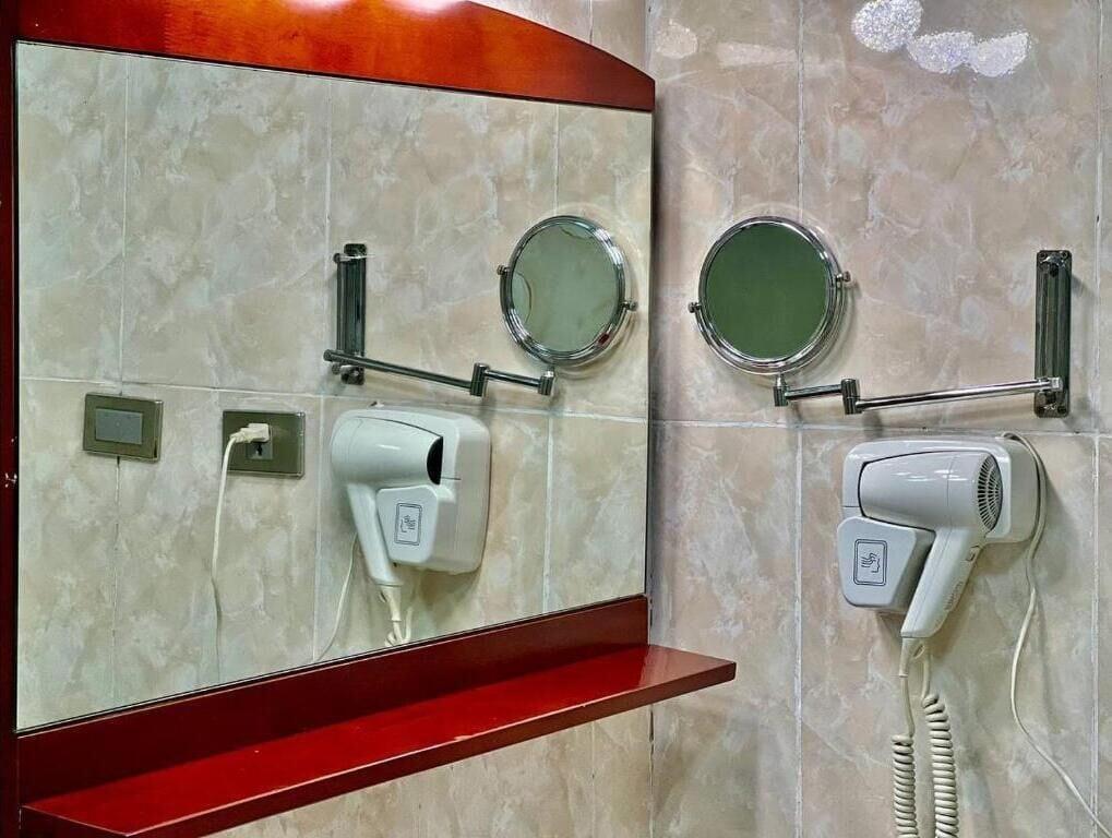 Cyan Hotel Addis-Abeba Extérieur photo