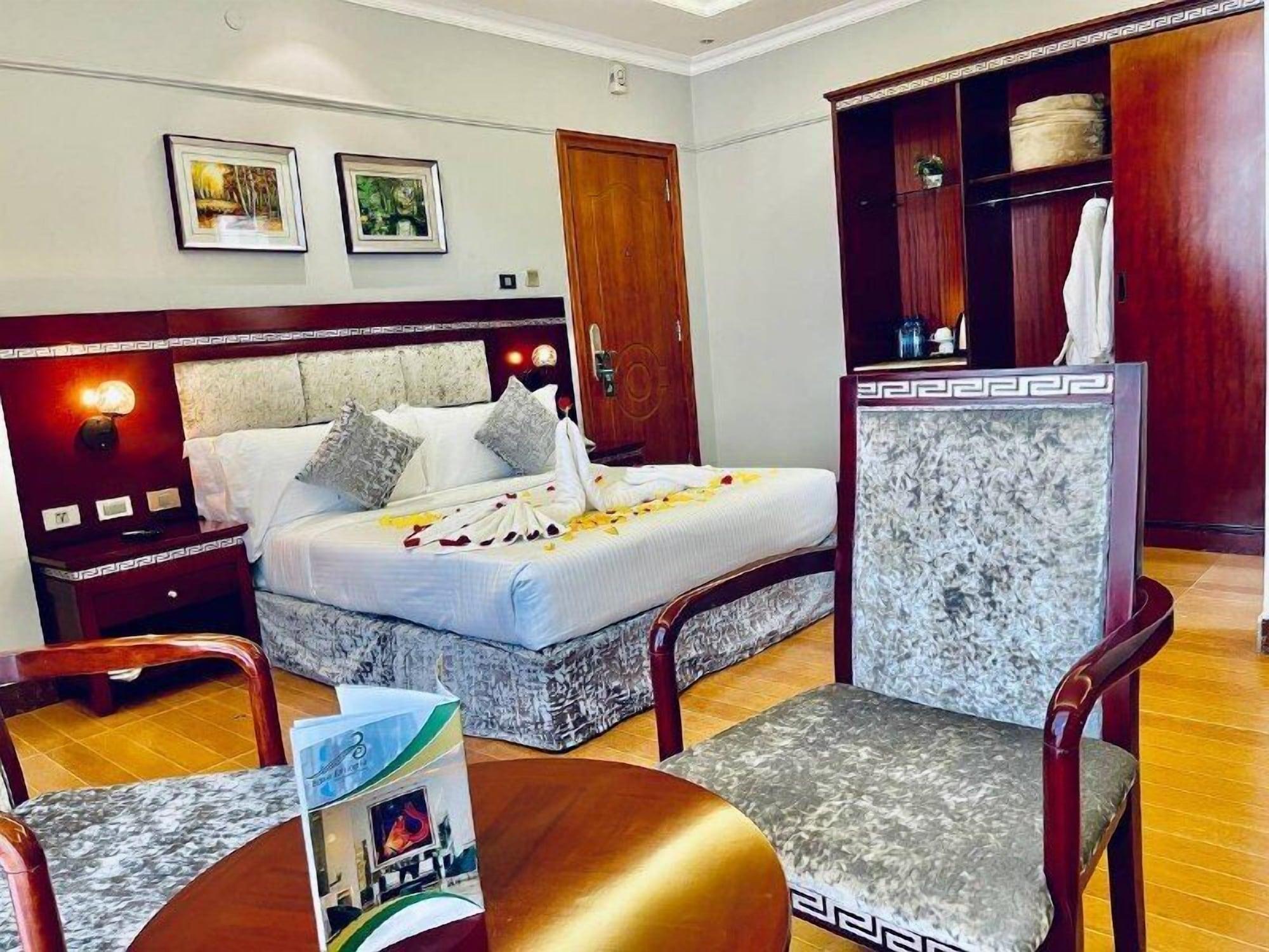 Cyan Hotel Addis-Abeba Extérieur photo