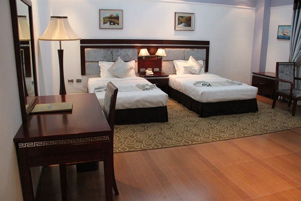 Cyan Hotel Addis-Abeba Extérieur photo