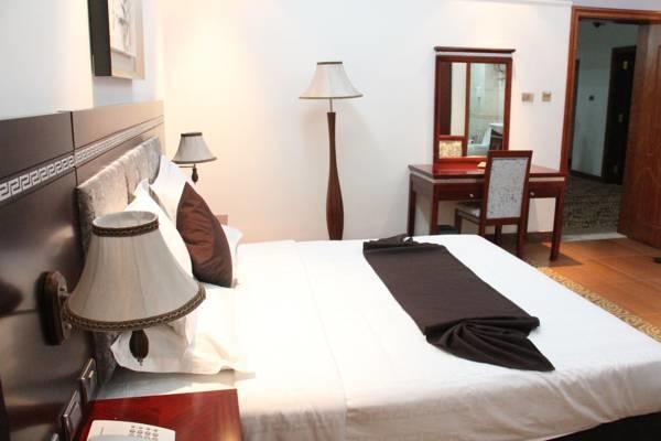 Cyan Hotel Addis-Abeba Extérieur photo