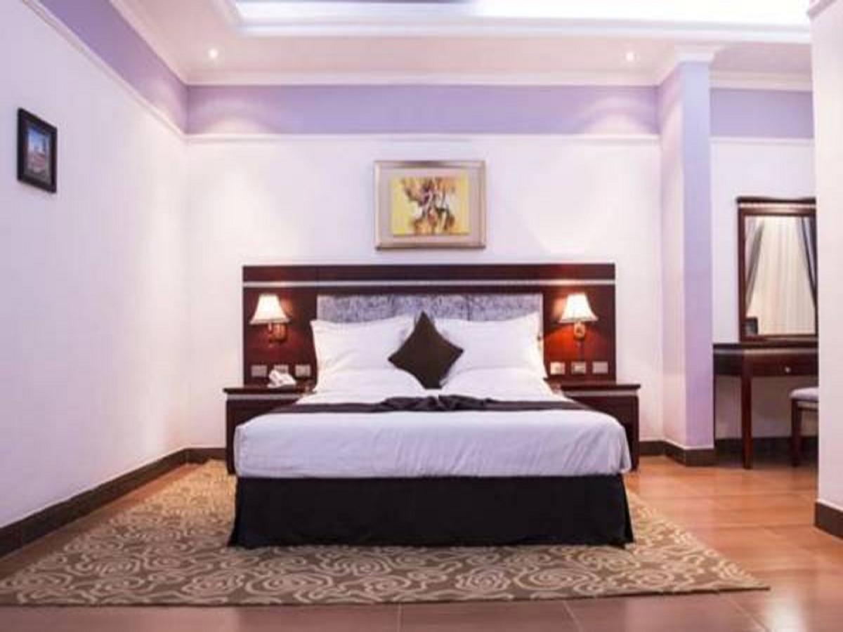 Cyan Hotel Addis-Abeba Extérieur photo