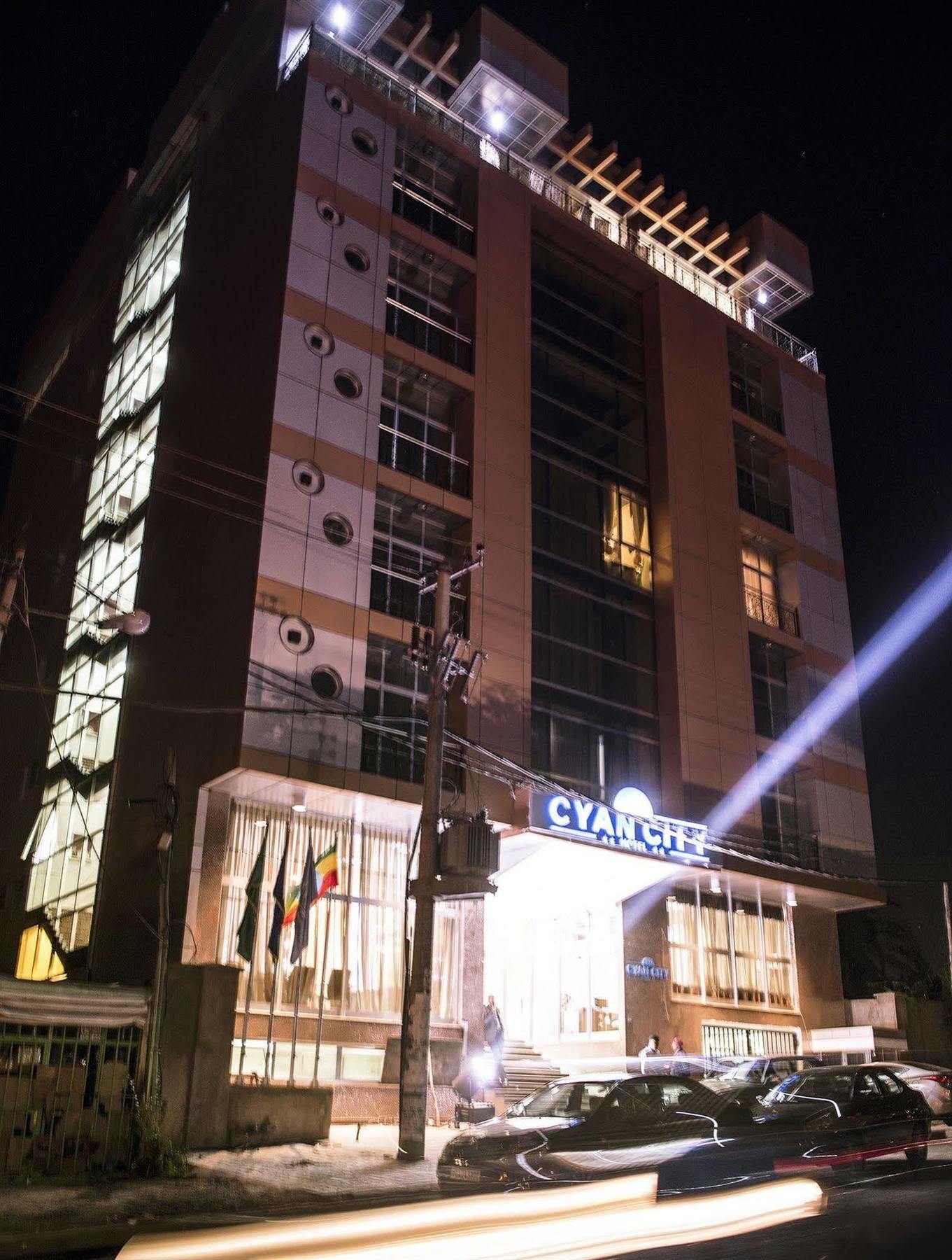 Cyan Hotel Addis-Abeba Extérieur photo
